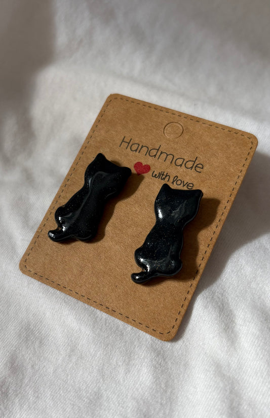 Cat studs