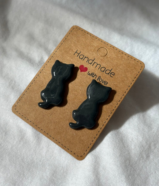 Cat studs